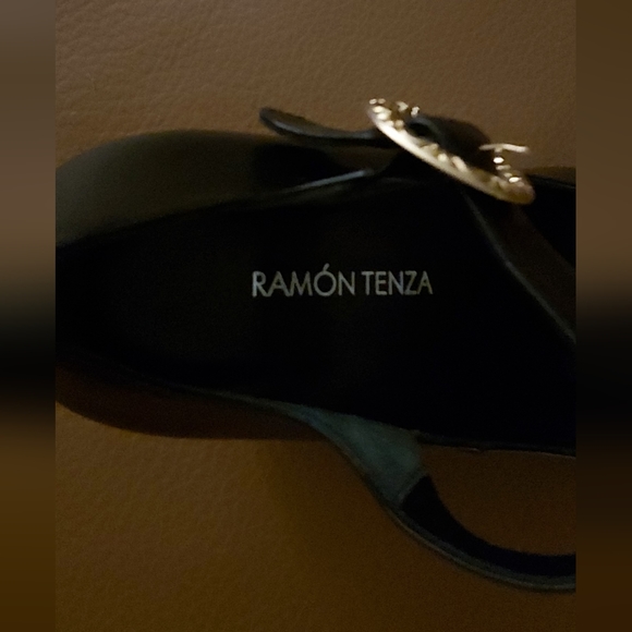 Ramon Tenza gold wedge heels - Picture 2 of 13